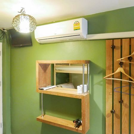 At Smile Oasis Houses Bangkok Bagian luar foto