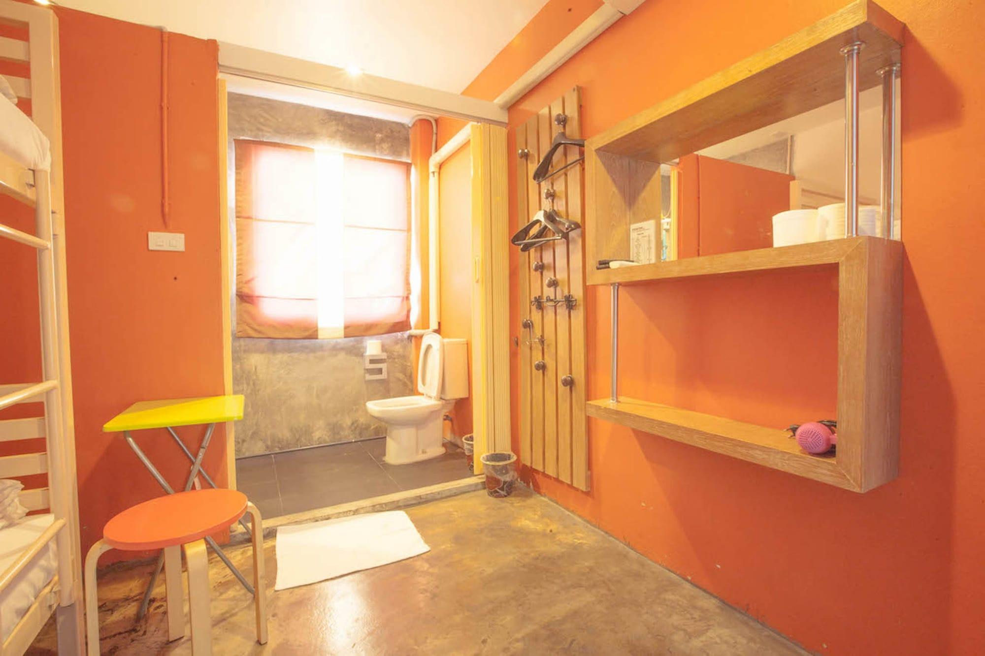 At Smile Oasis Houses Bangkok Bagian luar foto