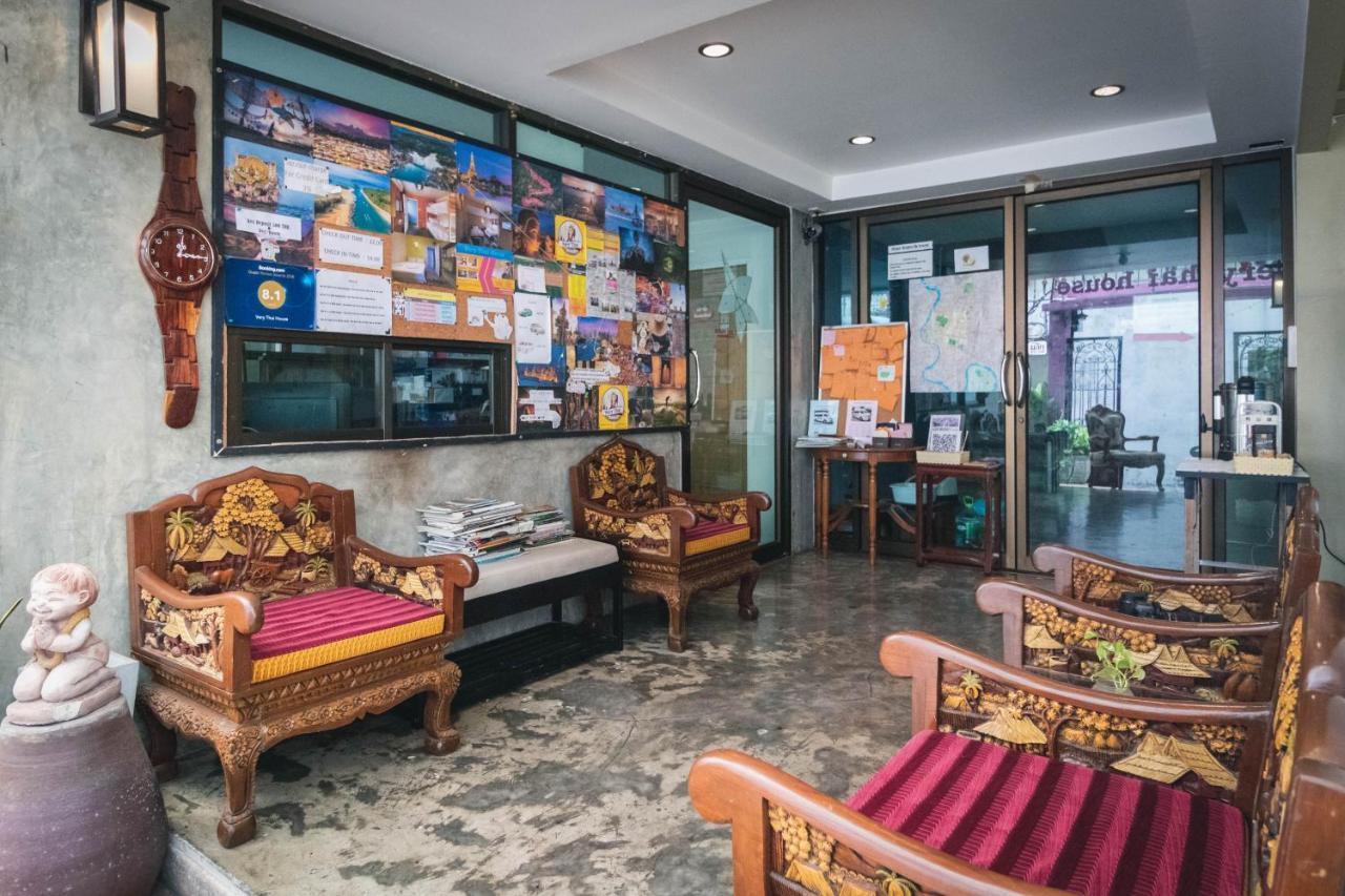 At Smile Oasis Houses Bangkok Bagian luar foto