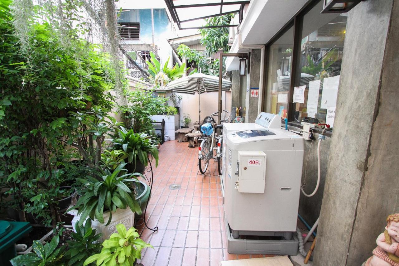 At Smile Oasis Houses Bangkok Bagian luar foto